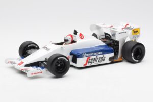 Toleman Hart TH184 #20 J. Ceccotto French GP 1984 Minichamps 1:18 100840020 メタル