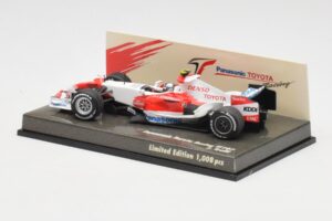 Toyota TF108 Showcar J. Trulli 2008 Minichamps 1:43 AM601297 メタル - 画像 3/5