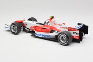 Toyota TF107 #12 J. Trulli F1 Launch Livery 2007 Minichamps 1:18 AM601321 メタル - 画像 5/6