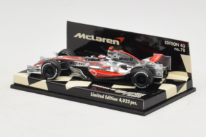 McLaren MP4-22 Mercedes #1 F. Alonso Vodafone McLaren Showcar F1 2007 Minichamps 1:43 530074371 メタル - 画像 3/5
