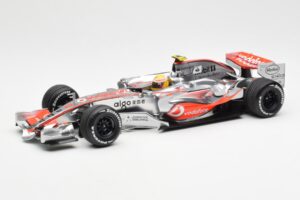McLaren MP4-22 Mercedes #2 L. Hamilton 2007 Dealer Edition Minichamps 1:18 530071802 メタル