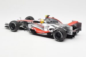 McLaren MP4-22 Mercedes #2 L. Hamilton 2007 Dealer Edition Minichamps 1:18 530071802 メタル - 画像 5/6