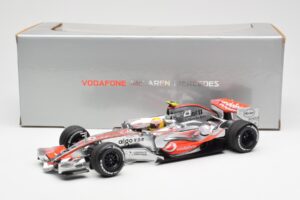 McLaren MP4-22 Mercedes #2 L. Hamilton 2007 Dealer Edition Minichamps 1:18 530071802 メタル - 画像 6/6