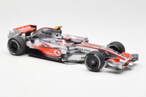 McLaren MP4-23 Mercedes #23 H. Kovalainen 2008 Minichamps 1:18 530081823 メタル - 画像 4/6