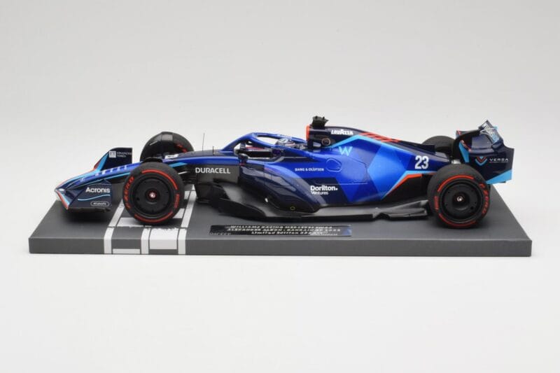 Williams FW44 Mercedes #23 A. Albon Bahrain GP 2022 Minichamps 1:18 117220123 レジン
