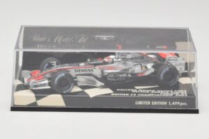 Dallara F303 N. Piquet British F3 Championship 2003 Minichamps 1:43 400030333 メタル - 画像 5/5