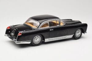 Facel Vega HK500 ブラック Sun Star 1:18 3751 メタル - 画像 3/8