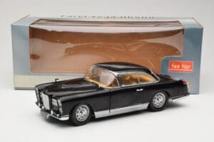 Facel Vega HK500 ブラック Sun Star 1:18 3751 メタル - 画像 8/8