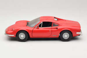 Ferrari Dino 246 GT レッド Anson 1:18 303597 メタル - 画像 4/8