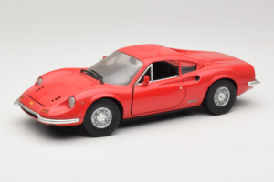 Ferrari Dino 246 GT レッド Anson 1:18 303597 メタル