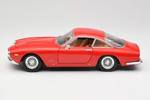 Ferrari 250 GT Berlinetta SWB レッド Hot Wheels 1:18 B6053 メタル - 画像 4/8