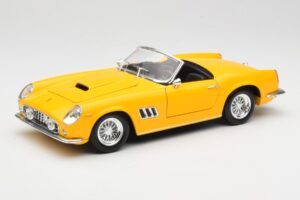 Ferrari 250 GT California Spider イエロー Hot Wheels 1:18 23905 メタル