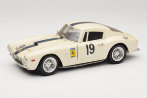 Ferrari 250 GT SWB Berlinette #19 Tour de France Automobile 1961 Eagles Race 1:18 6500 メタル
