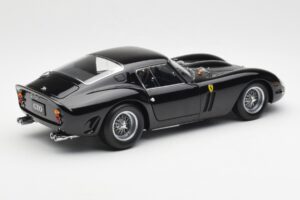 Ferrari 250 GTO ブラック Kyosho 1:18 08431BK メタル - 画像 3/8