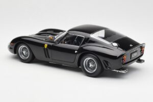 Ferrari 250 GTO ブラック Kyosho 1:18 08431BK メタル - 画像 7/8