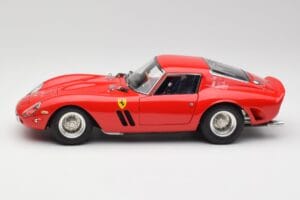 Ferrari 250 GTO London Show レッド CMC 1:18 M-256 メタル - 画像 3/6