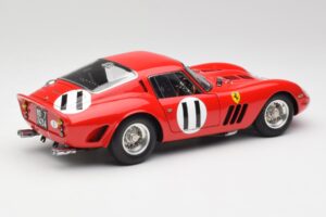 Ferrari 250 GTO #11 J. Surtees / M. Parkes Paris 1000km 1962 CMC 1:18 M-249 メタル - 画像 2/6