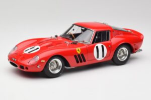 Ferrari 250 GTO #11 J. Surtees / M. Parkes Paris 1000km 1962 CMC 1:18 M-249 メタル