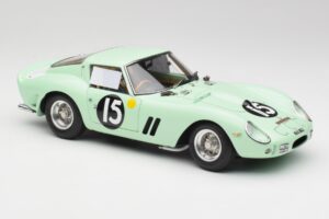 Ferrari 250 GTO #15 S. Moss / G. Hill Goodwood 1962 CMC 1:18 M-247 メタル - 画像 4/6