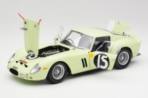 Ferrari 250 GTO #15 S. Moss / I. Ireland Goodwood Tourist Trophy Winner 1962 Kyosho 1:18 08438C メタル - 画像 2/8