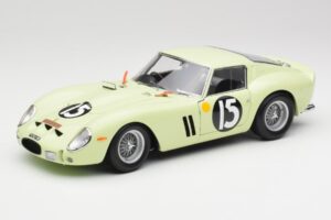 Ferrari 250 GTO #15 S. Moss / I. Ireland Goodwood Tourist Trophy Winner 1962 Kyosho 1:18 08438C メタル