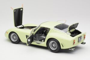 Ferrari 250 GTO #15 S. Moss / I. Ireland Goodwood Tourist Trophy Winner 1962 Kyosho 1:18 08438C メタル - 画像 5/8