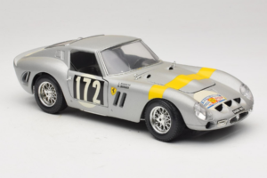 Ferrari 250 GTO #172 L. Bianchi / G. Berger Tour de France 1962 シルバー リミテッドエディション Bburago 1:18 3011-S1 メタル - 画像 6/8
