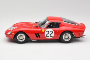 Ferrari 250 GTO #22 Beurlys / Elde / Mason 24 Hours of Le Mans 1962 CMC 1:18 M-253 メタル - 画像 3/6