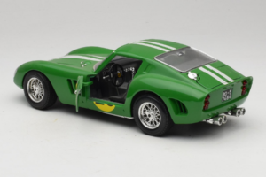 Ferrari 250 GTO #26 グリーン ホワイトストライプ 1962 Bburago 1:18 3011-G3 メタル - 画像 5/8