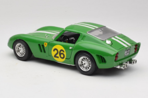 Ferrari 250 GTO #26 グリーン ホワイトストライプ 1962 Bburago 1:18 3011-G3 メタル - 画像 7/8