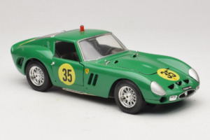 Ferrari 250 GTO #35 グリーン 1962 Bburago 1:18 3011-G2 メタル - 画像 6/8