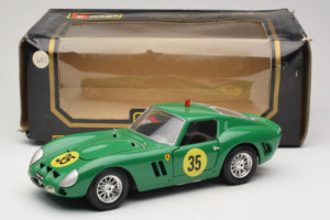 Ferrari 250 GTO #35 グリーン 1962 Bburago 1:18 3011-G2 メタル - 画像 8/8