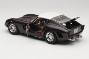 Ferrari 250 GTO #86 ブラック Bburago 1:18 3011-B1 メタル - 画像 5/8