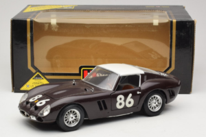 Ferrari 250 GTO #86 ブラック Bburago 1:18 3011-B1 メタル - 画像 8/8