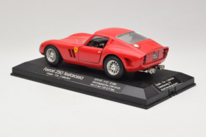 Ferrari 250 GTO レッド Replacement Stand Exclusive Cars 1:18 EC005 メタル - 画像 7/8