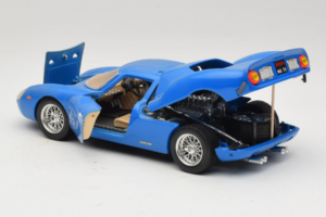 Ferrari 250 LM ブルー Bburago 1:18 3033-B1 メタル - 画像 5/8
