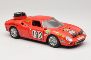 Ferrari 250 LM #192 レッド 1965 Bburago 1:18 3033-P1 メタル - 画像 6/8