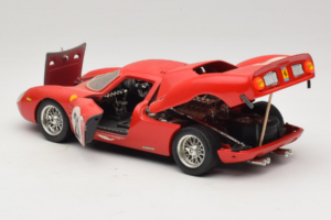 Ferrari 250 LM #21 M. Gregory / J. Rindt 24 Hours of Le Mans 1965 Bburago 1:18 3033-P2 メタル - 画像 5/8