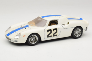 Ferrari 250 LM #22 ホワイト 1965 Bburago 1:18 3333-W1 メタル