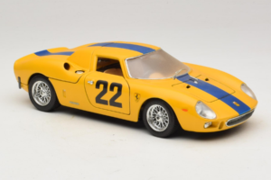Ferrari 250 LM #22 イエロー 1965 Bburago 1:18 3333-Y1 メタル - 画像 6/8