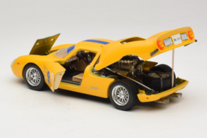 Ferrari 250 LM #9 イエロー 1965 Bburago 1:18 3033-Y1 メタル - 画像 5/8