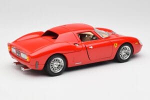 Ferrari 250 Le Mans レッド Bburago 1:18 3033 メタル - 画像 3/8