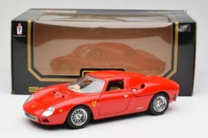 Ferrari 250 Le Mans レッド Bburago 1:18 3033 メタル - 画像 8/8
