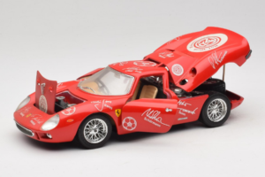 Ferrari 250 LM レッド ホワイト Essen Autographs リミテッドエディション Bburago 1:18 3033-P4 メタル - 画像 2/8