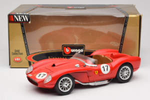 Ferrari 250 Testa Rossa #17 レッド 1957 Bburago 1:18 3007-R4 メタル - 画像 8/8