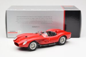 Ferrari 250 Testa Rossa Pontoon Fender レッド CMC 1:18 M-071 メタル - 画像 6/6