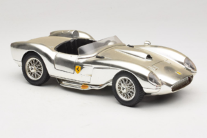 Ferrari 250 Testa Rossa Chrome シルバー Bburago 1:18 3007-C1 メタル - 画像 6/8