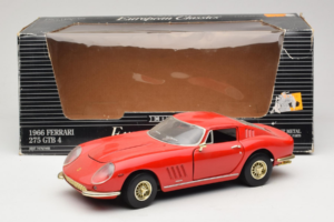 Ferrari 275 GTB/4 レッド ERTL 1:18 7493-P1 メタル - 画像 8/8