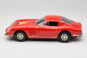 Ferrari 275 GTB/4 レッド フード上のヤシの木 ERTL 1:18 7483-P1 メタル - 画像 4/8