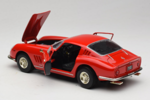 Ferrari 275 GTB/4 レッド フード上のヤシの木 ERTL 1:18 7483-P1 メタル - 画像 5/8